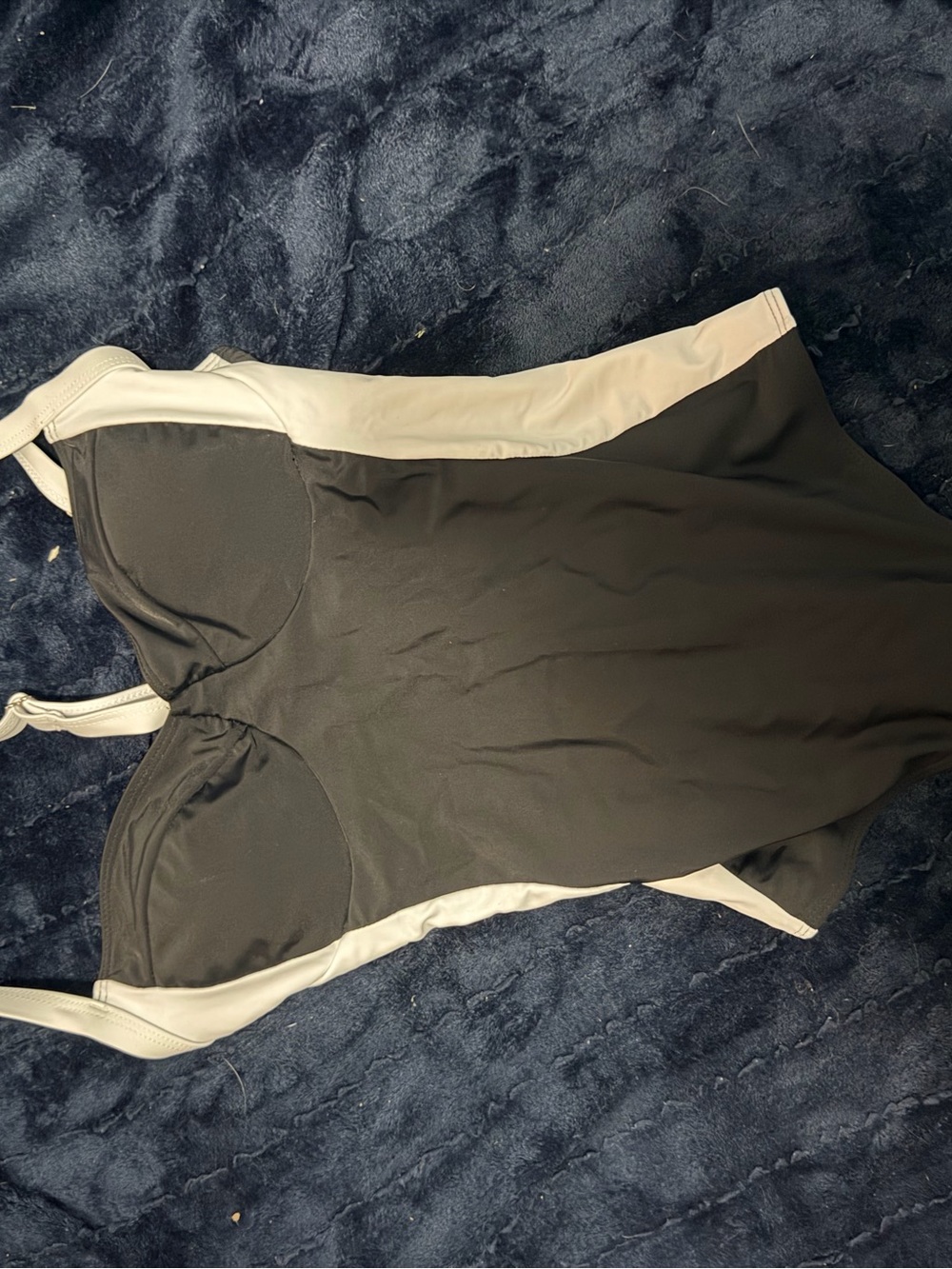 Two-Tone One-Piece Slimming Tummy Control Swimsuit in Black and White
